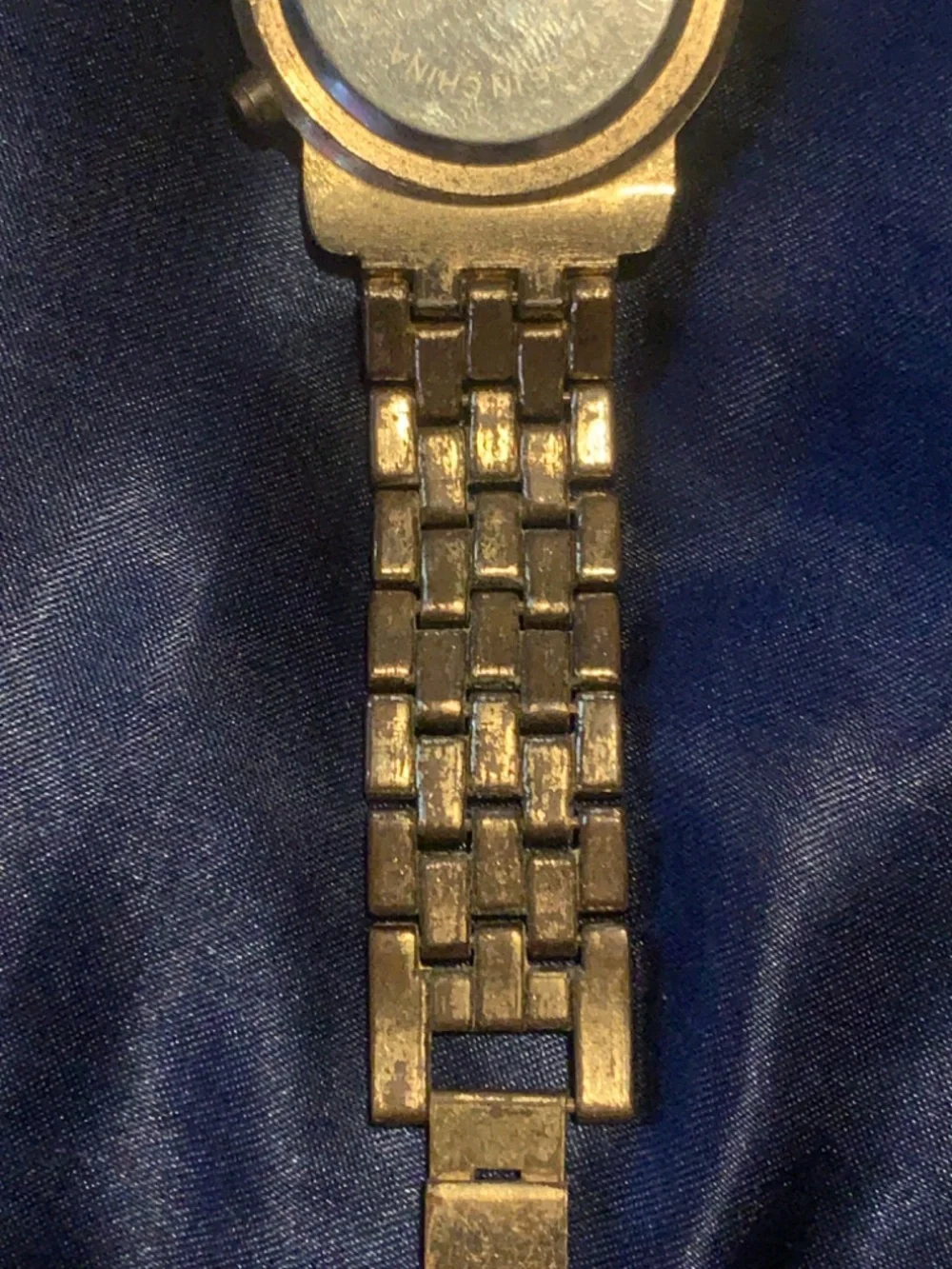 Bella Rose Closet Gold-Tone Men's Bracelet Watch with Crystal Accents